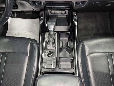 Used 2021 Kia Sorento S w/ Panoramic Sunroof Package AWD/4WD image 19