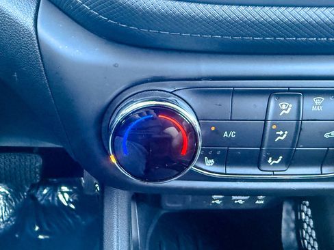 Certified 2023 Chevrolet TrailBlazer LT AWD/4WD image 33