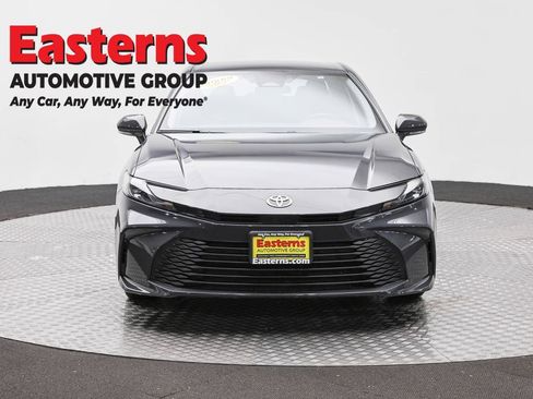 Used 2025 Toyota Camry LE FWD image 2