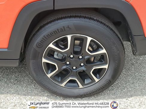 Used 2020 Jeep Compass Trailhawk AWD/4WD image 32