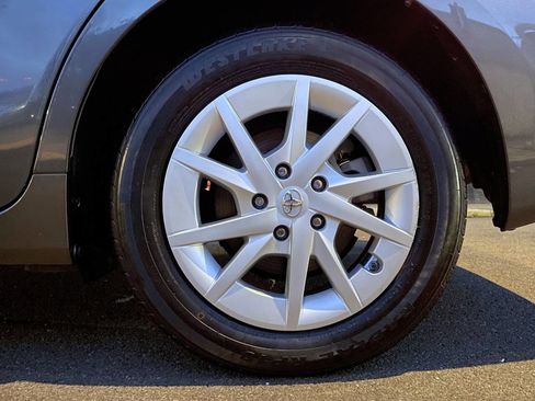 Used 2012 Toyota Prius V Three image 14