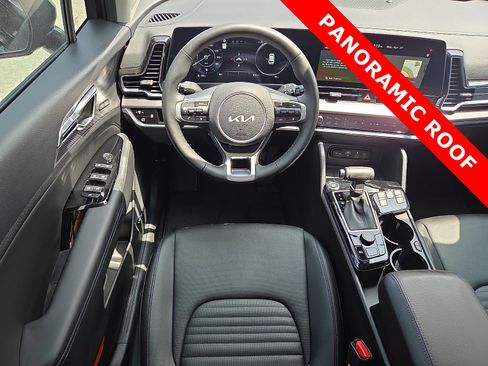 Used 2025 Kia Sportage SX FWD image 11