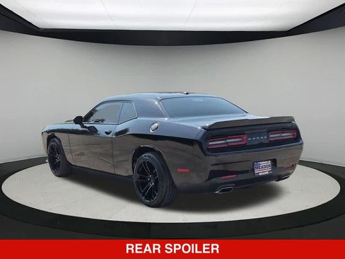 Used 2021 Dodge Challenger SXT RWD image 4