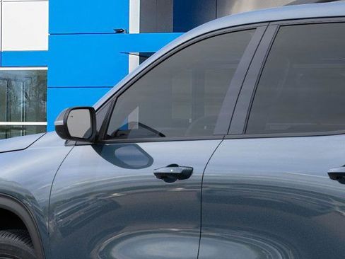 New 2026 Chevrolet Traverse LT image 12