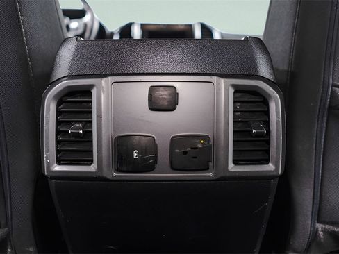 Used 2020 Ford F150 XLT w/ Equipment Group 302A Luxury image 31