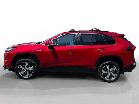 Used 2023 Toyota RAV4 SE w/ Weather & Moonroof Package AWD/4WD image 2