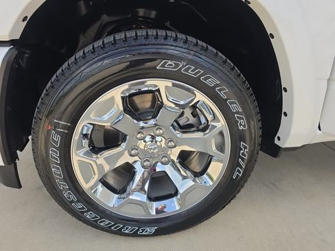 New 2026 RAM 1500 Lone Star AWD/4WD image 13