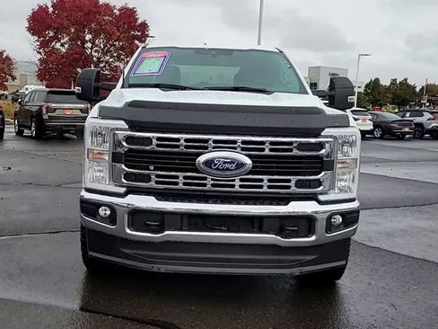 Used 2023 Ford F350 XLT w/ FX4 Off-Road Package image 3