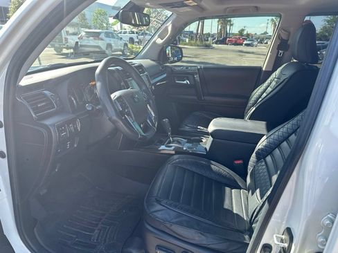 Used 2020 Toyota 4Runner Limited RWD image 11