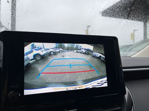 Used 2025 Toyota Corolla LE image 17