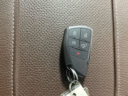 Used 2024 GMC Sierra 1500 Denali w/ Denali Reserve Package AWD/4WD image 48