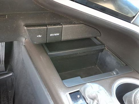 Used 2021 Toyota Camry LE w/ Convenience Package FWD image 30