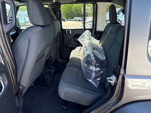 New 2026 Jeep Wrangler Unlimited Sport AWD/4WD image 18