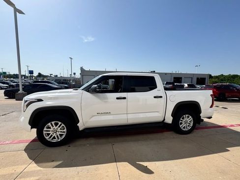 Used 2026 Toyota Tundra SR5 w/ SR5 Convenience Package AWD/4WD image 4