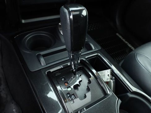 Used 2019 Toyota 4Runner Limited image 12