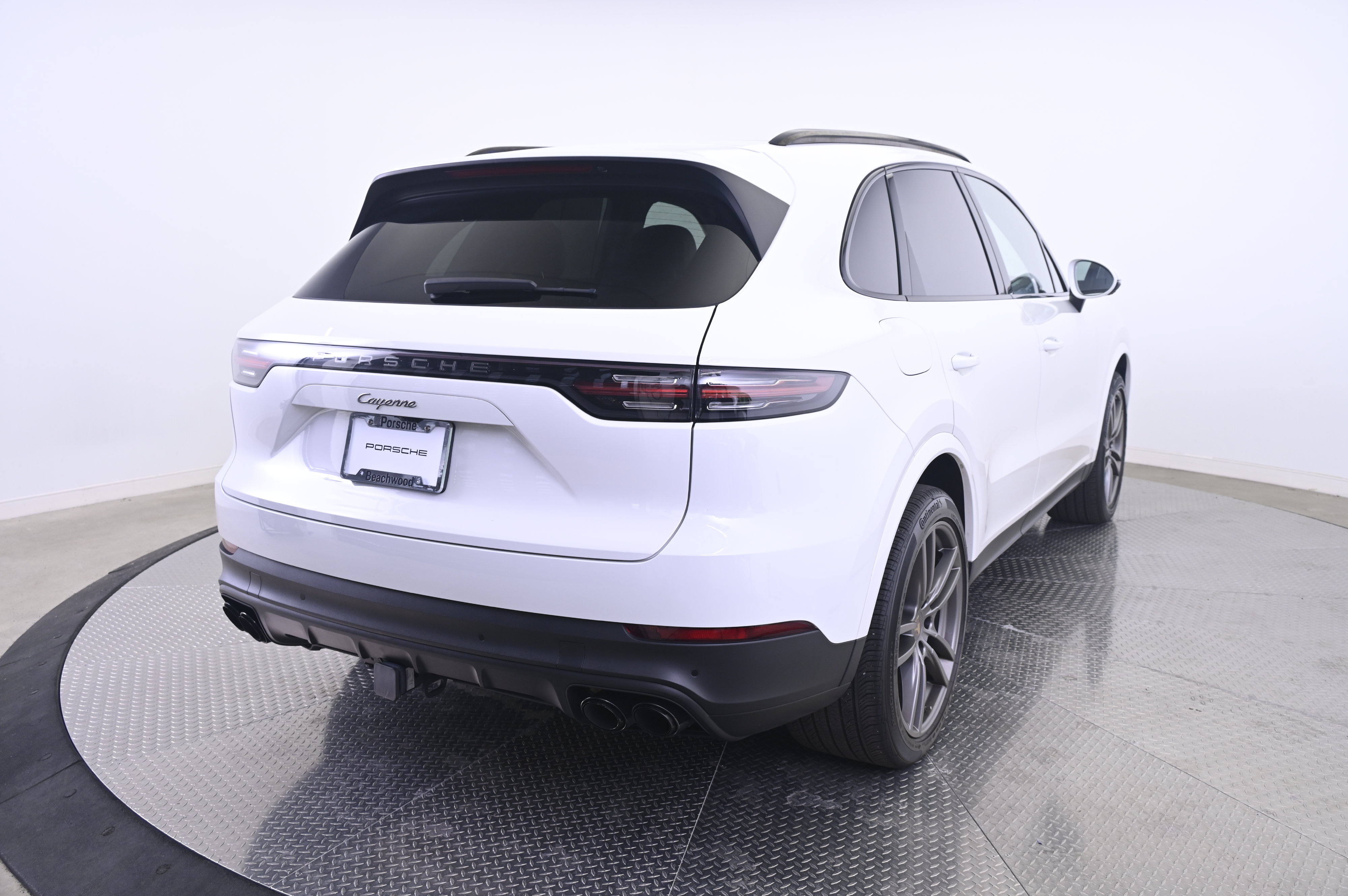 Certified 2022 Porsche Cayenne Platinum Edition AWD/4WD image 7