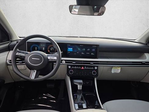 Certified 2025 Hyundai Tucson SEL image 16