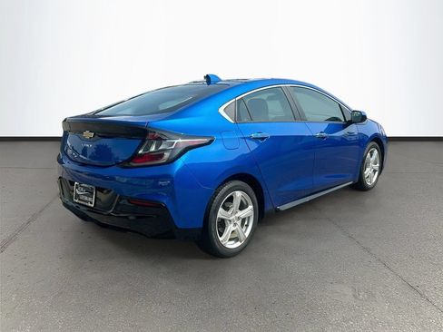 Used 2017 Chevrolet Volt LT w/ Comfort Package FWD image 7