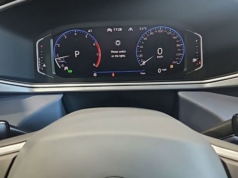 New 2026 Volkswagen Taos SEL AWD/4WD image 34