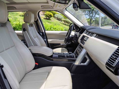 Used 2016 Land Rover Range Rover Supercharged AWD/4WD image 22