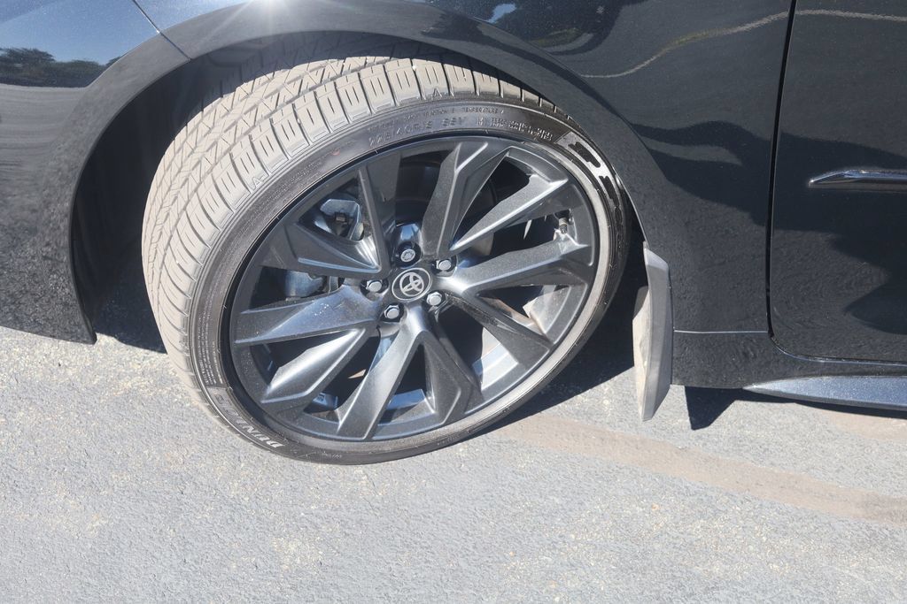 Used 2026 Toyota Corolla SE FWD image 30
