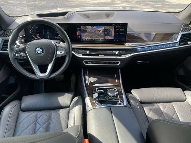 Certified 2024 BMW X5 xDrive40i w/ Premium Package AWD/4WD image 11