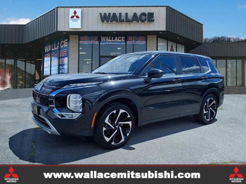 Used 2024 Mitsubishi Outlander SE AWD/4WD image 1