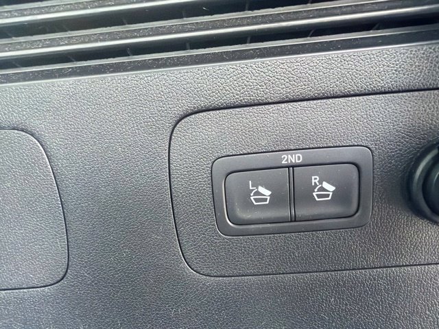 Used 2025 Kia Sorento SX FWD image 25