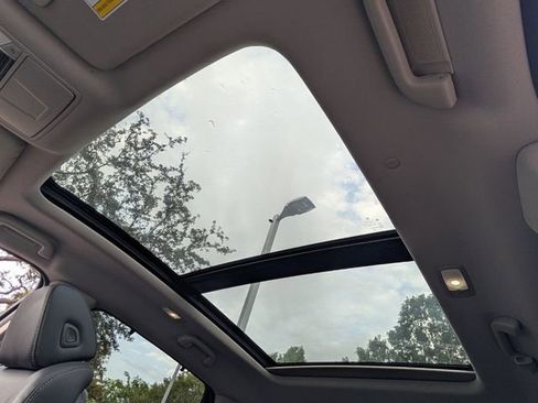 Certified 2024 Acura MDX FWD w/ Technology Package image 27