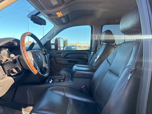 Used 2013 GMC Sierra 3500 Denali image 12