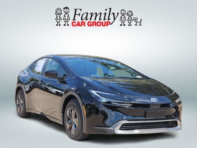 New 2027 Toyota Prius Plug-In Hybrid FWD image 2