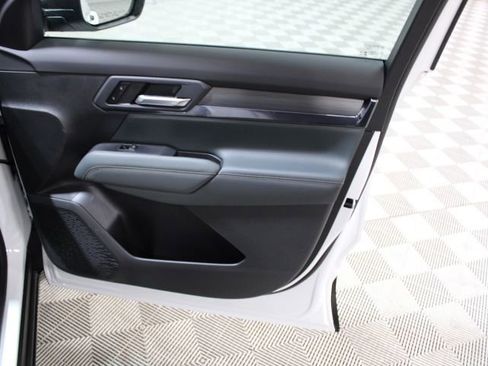 New 2026 GMC Terrain AT4 image 23