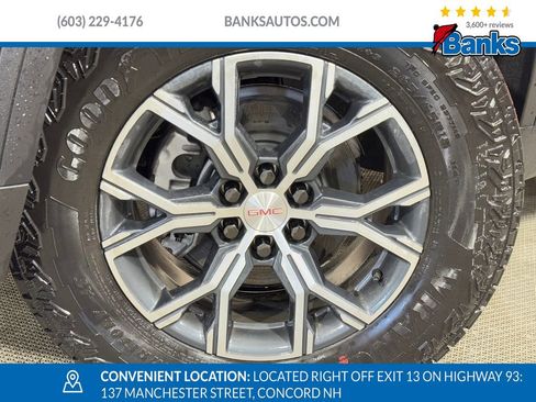 New 2025 GMC Acadia AT4 image 5