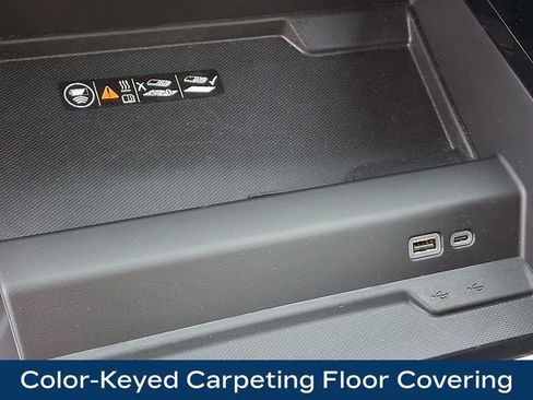 Used 2025 Chevrolet Tahoe Z71 image 28