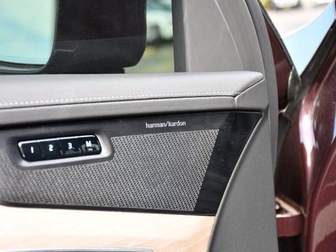 New 2026 Volvo XC90 B6 Plus w/ Protection Package Premier image 11