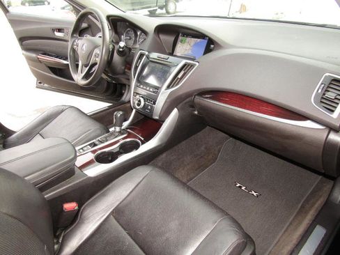 Used 2015 Acura TLX 8-Spd DCT w/Technology Package image 29
