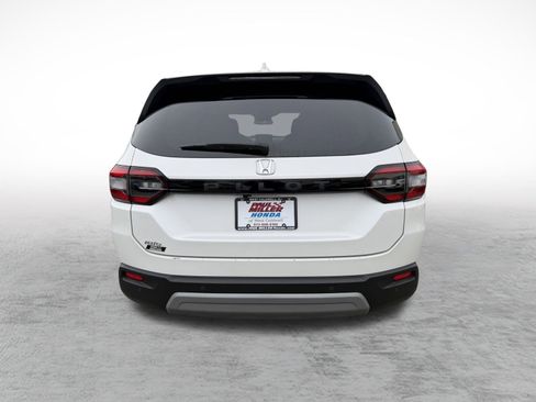 Certified 2023 Honda Pilot EX-L image 5