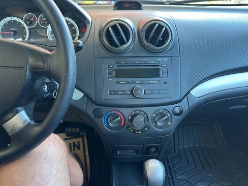 Used 2007 Chevrolet Aveo LS image 13