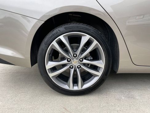 Used 2024 Chevrolet Malibu LT image 30