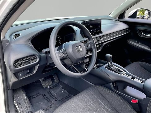 Certified 2026 Honda HR-V LX image 12