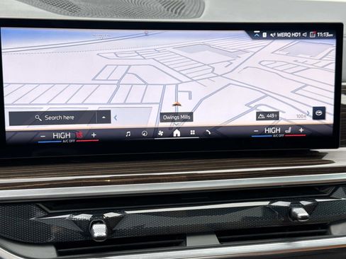 Used 2025 BMW X5 xDrive40i w/ M Sport Package image 19