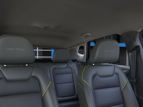 New 2026 Chevrolet Trax ACTIV FWD image 24