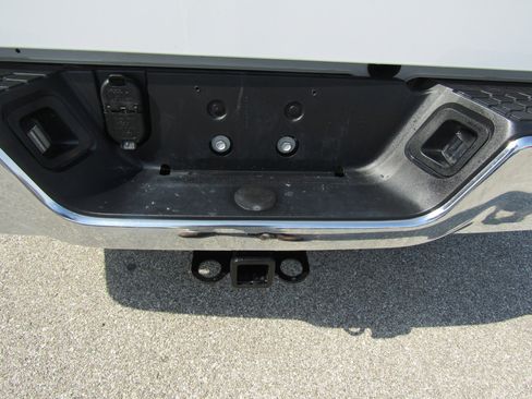 Used 2023 RAM 1500 Classic SLT w/ Trailer & Traction Group image 13