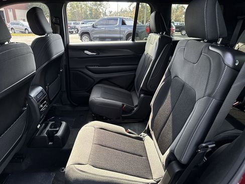 New 2025 Jeep Grand Cherokee L Laredo w/ Luxury Tech Group I image 23