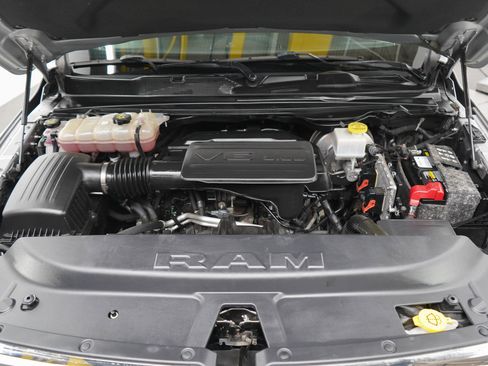 Used 2019 RAM 1500 Big Horn AWD/4WD image 28