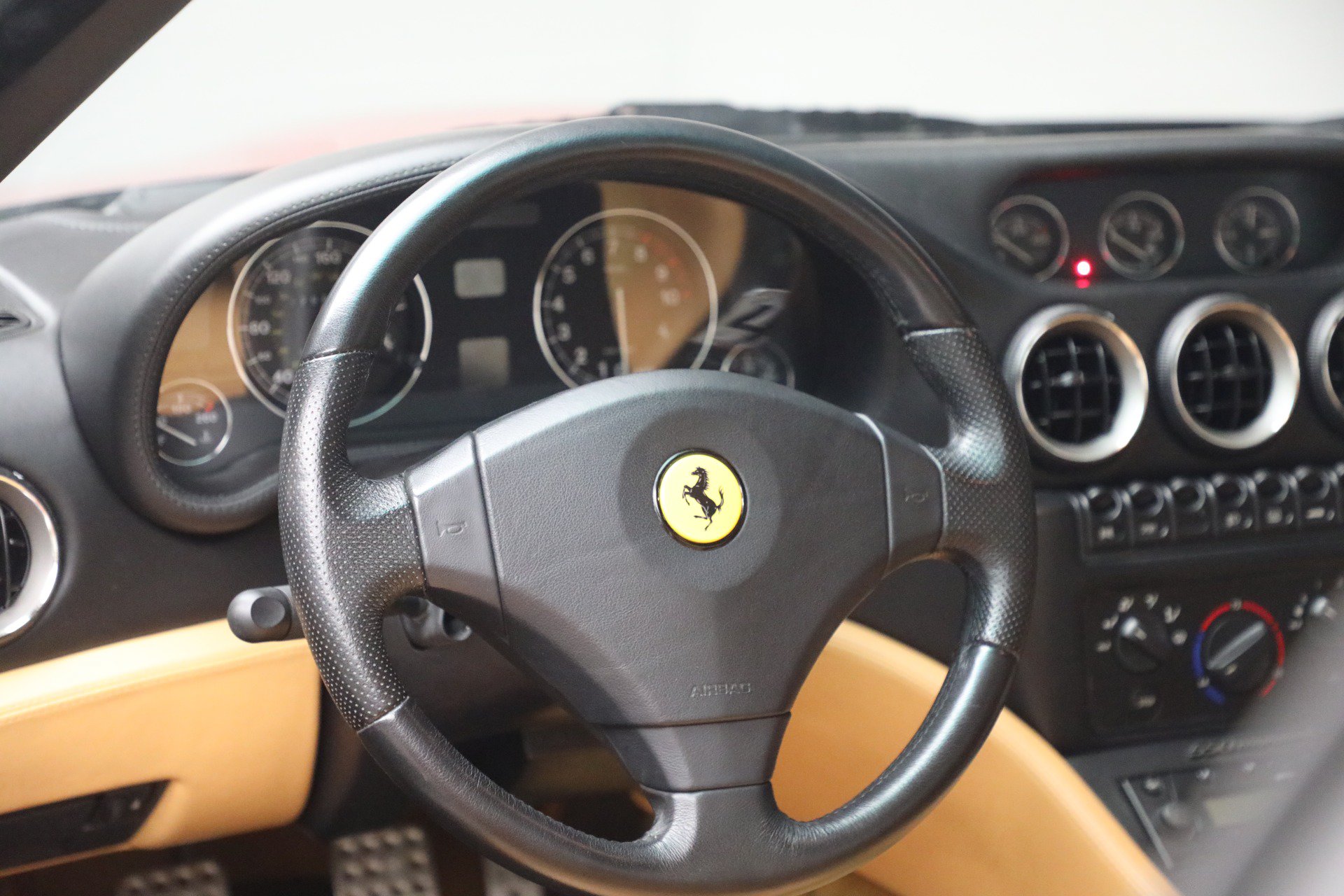 Used 2000 Ferrari 550 Maranello Coupe RWD image 19