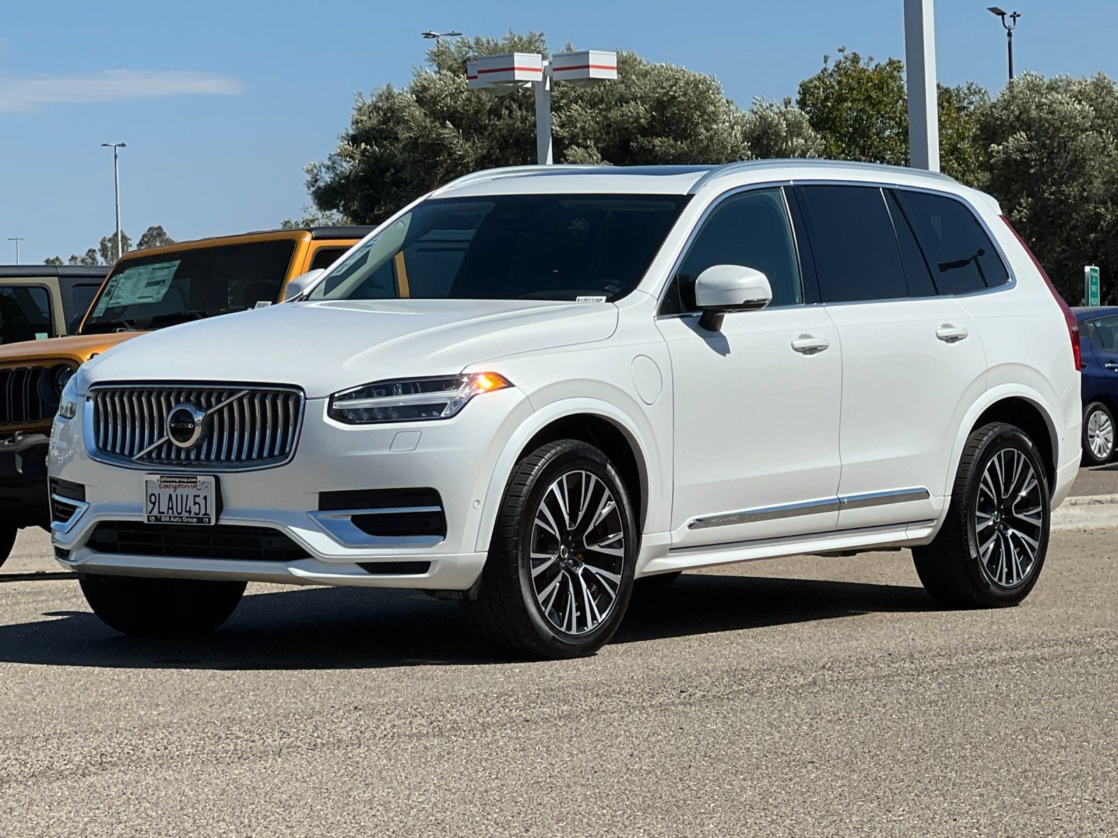 Used 2024 Volvo XC90 T8 Plus AWD/4WD image 8