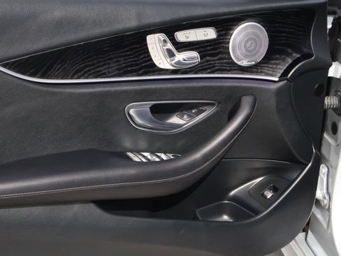 Used 2020 Mercedes-Benz E 350 Sedan w/ Parking Assistance Package image 15