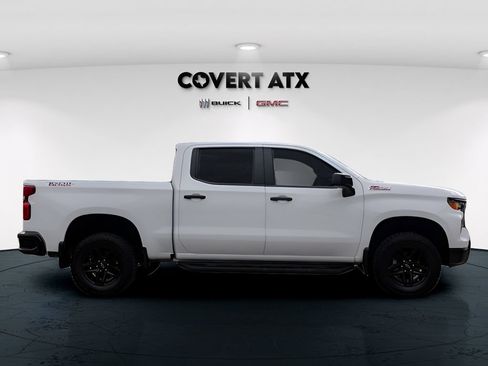 Used 2025 Chevrolet Silverado 1500 Custom Trail Boss w/ LPO, Dark Essentials Package AWD/4WD image 7