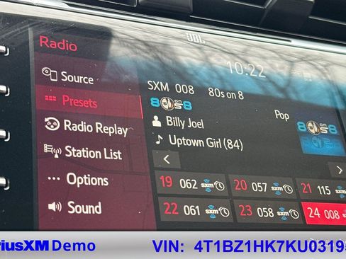 Used 2019 Toyota Camry XSE image 34